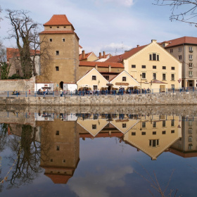 Financování kampaně a pochyby